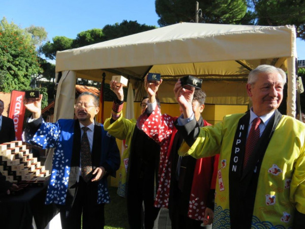 CEJE participa en la fiesta del Día Nacional de Japón, en la residencia del Cónsul General