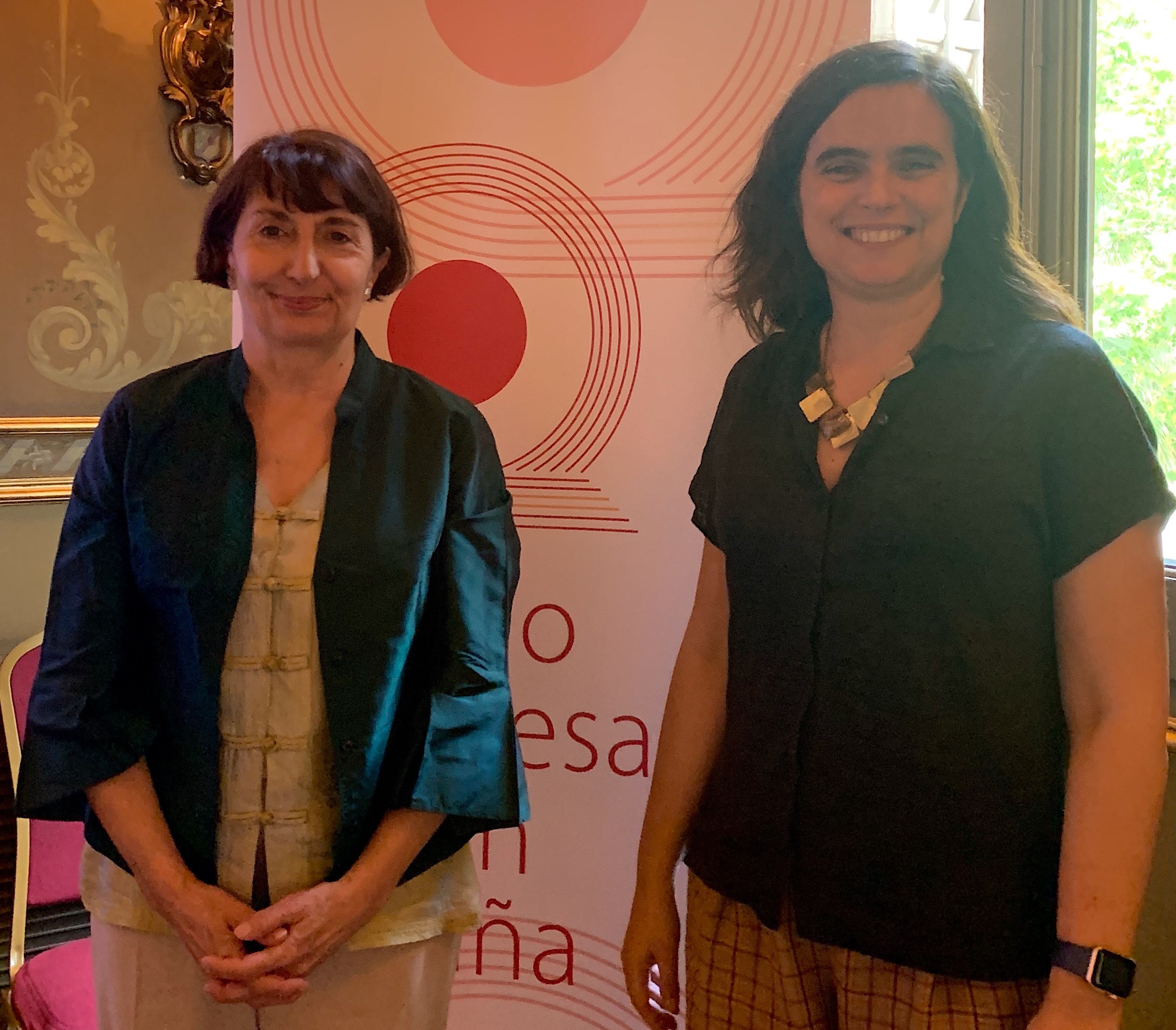 Carmen González del Real Instituto Elcano, visita a CEJE en Barcelona para hablar sobre las imágenes reciprocas entre España y Japón