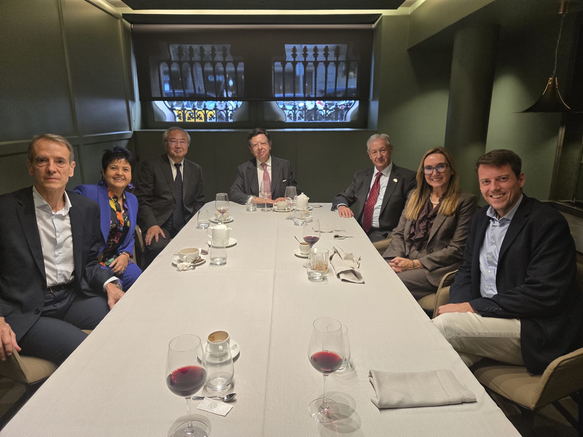 Comida de socios  de CEJE con el Embajador de España en Japón, Sr. Íñigo de Palacio España